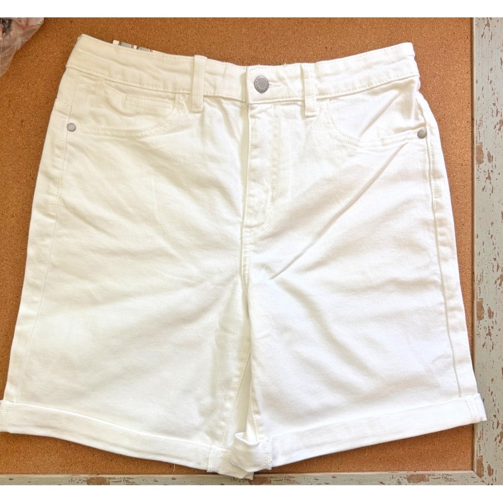 Wrangler High Rise Denim Shorts Women's Size 6 White Rolled‎ Cuffed NWT